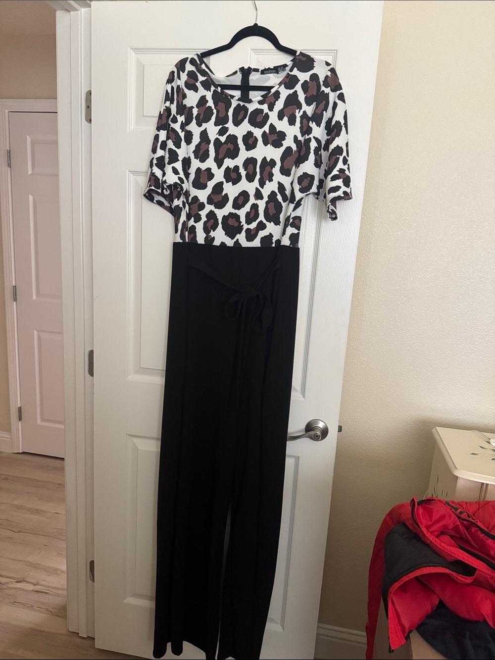 Boohoo White & Brown Leopard-Print Top Black Wide-Leg Jumpsuit